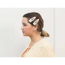 Load image into Gallery viewer, Pearl Hair Clips